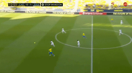 米体：联赛14轮不胜，佛罗伦萨多名球员及其家人遭死亡威胁