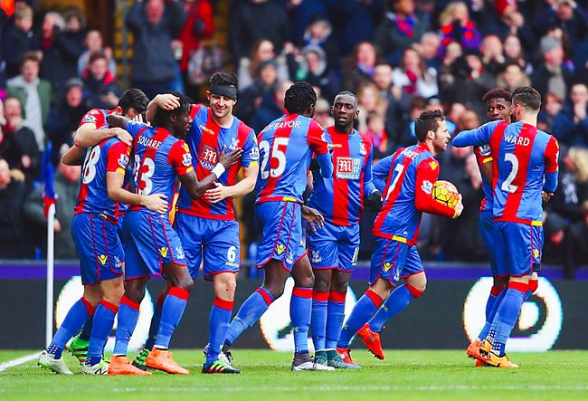 每体：巴萨让马丁替换德容出席发布会，以肯定前者的出色表现（每体：巴萨安排马丁顶替德容出席发布会，以示对其出色发挥的肯定）