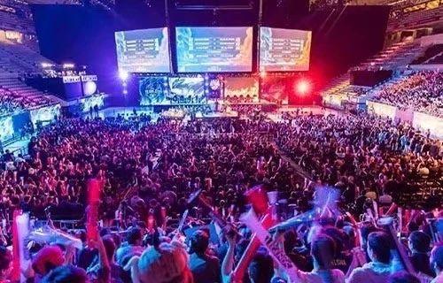 因为腿部的 因为腿部的